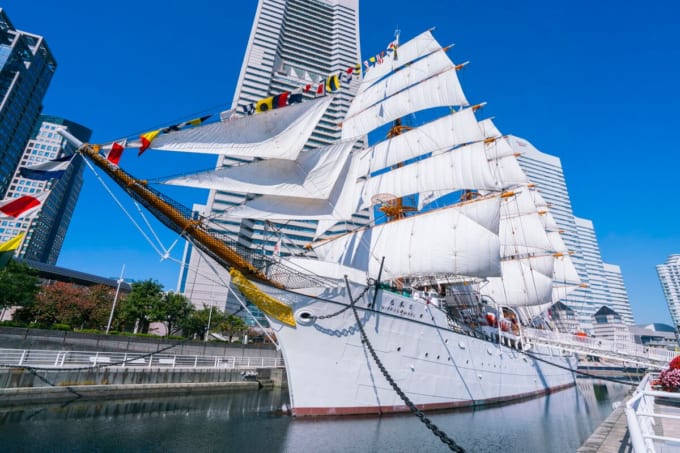 帆船日本丸「総帆展帆」（横浜みなとみらい）