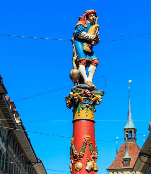 バグパイプ吹きの噴水（ベルン旧市街）