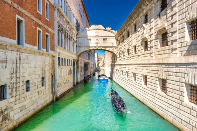 溜息の橋（ヴェネツィア）