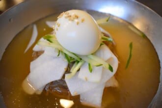 ユッサムネンミョンの冷麺