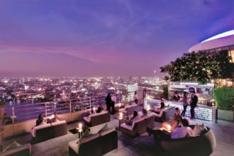 ミレニアム ヒルトン バンコクの絶景が一望できるバー