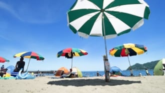 長浜海浜公園にある長浜海水浴場