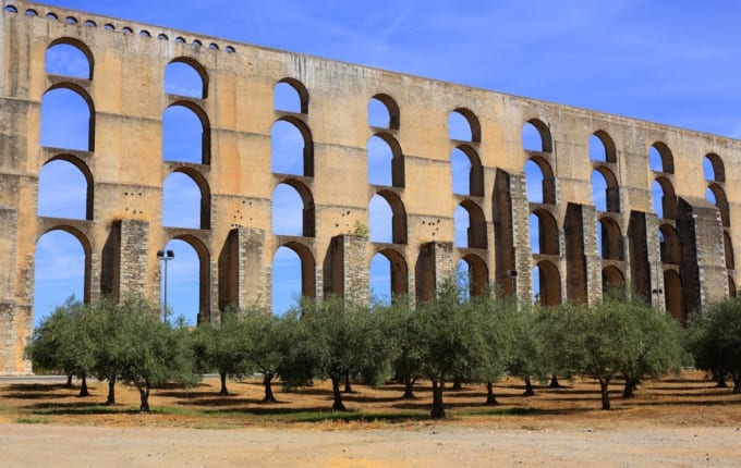 アモレイラの水道橋（ポルトガル世界遺産）