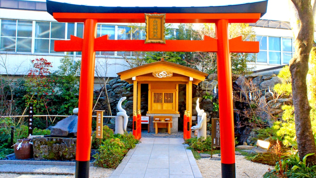 【巳年】関東の蛇を祀る神社とは？｜初詣におすすめの神社をご紹介