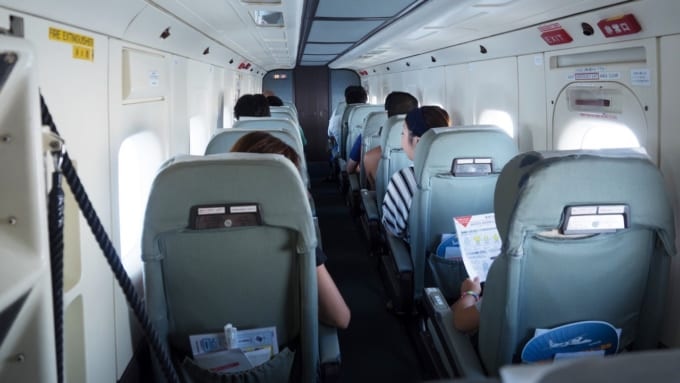 新中央航空「飛行機」の機内