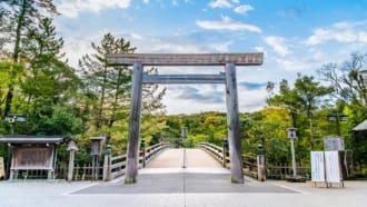 三重県 伊勢神宮・内宮（正面鳥居と宇治橋）