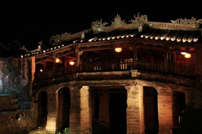 来遠橋 観光 夜