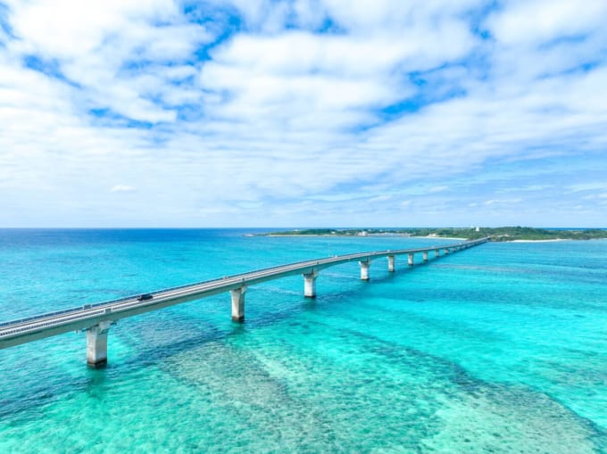 池間大橋と美しい海（宮古島）
