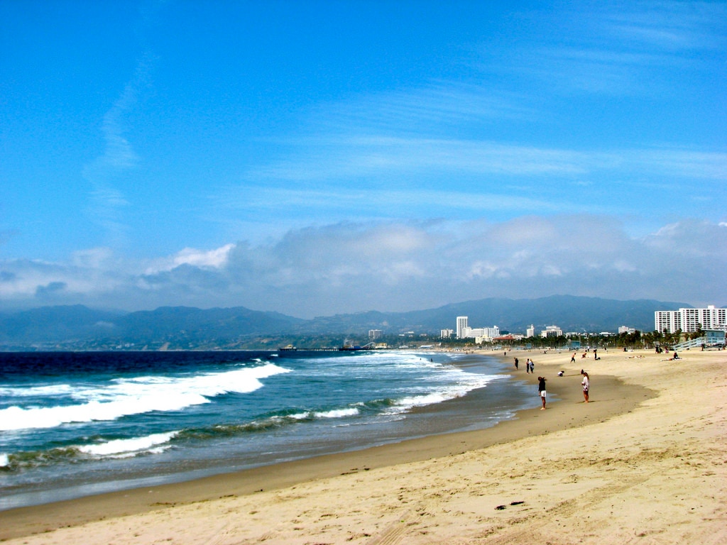 ロサンゼルス サウスベイに広がる映画の1シーンみたいなビーチを紹介 Skyticket 観光ガイド