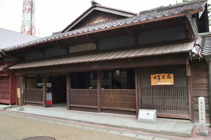 三国湊町の町並み