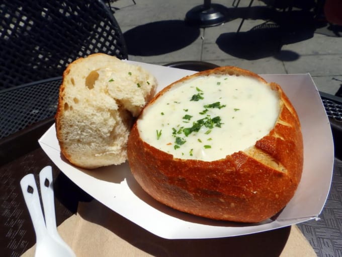 クラムチャウダー（サンフランシスコ）