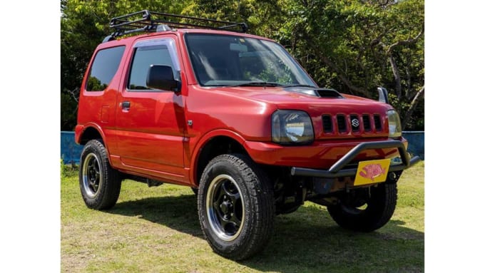 あすびや 奄美空港前店　スズキ・ジムニー4WD　赤