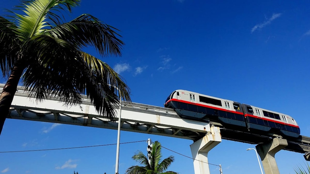 沖縄本島をレンタカーなしで観光♪路線バス・ゆいレール・船・タクシーでもOK