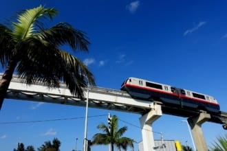 ゆいレール（沖縄都市モノレール）