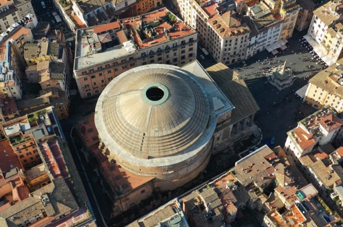 ローマ　パンテオンの目