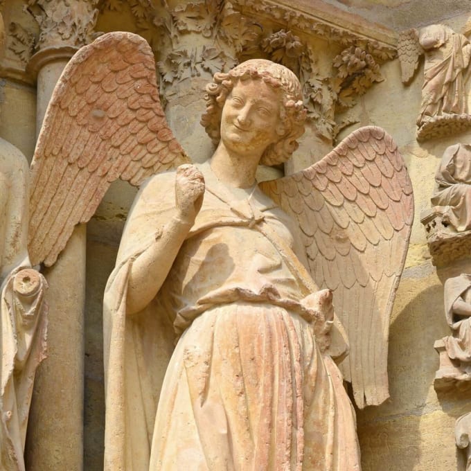 ランスのノートルダム大聖堂『微笑みの天使』