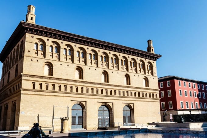 ラ・ロンハ（スペイン・サラゴサ）