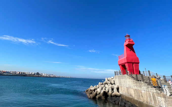 梨湖テウ馬灯台