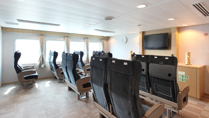 津軽海峡フェリー「大函丸」のカジュアルシート
