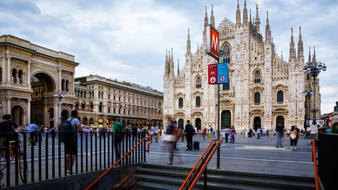 ミラノのドゥオーモ駅