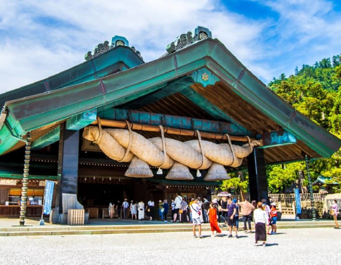 出雲大社「二礼四拍手一礼」で参拝