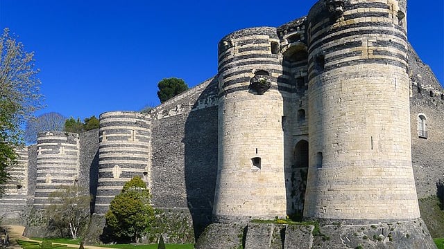 ロワール渓谷の古城とワインの街!アンジェのおすすめ観光スポット12選 skyticket 観光ガイド