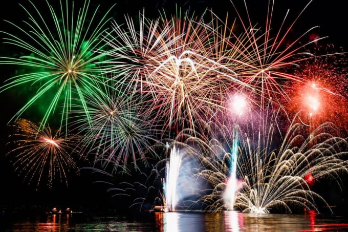 洞爺湖ロングラン花火大会