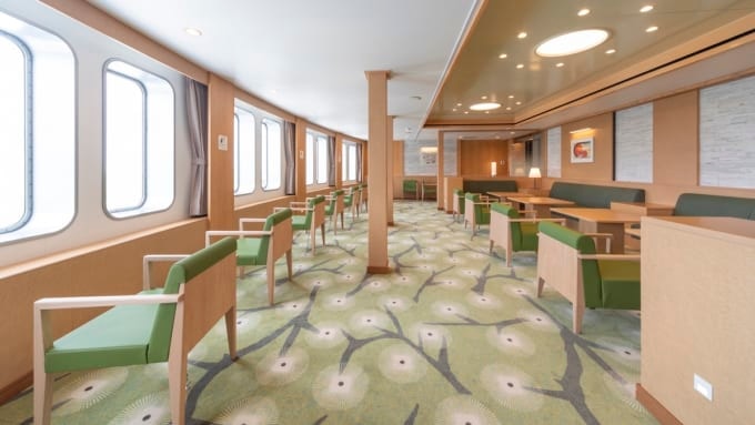 東京九州フェリー（それいゆ）「フォワードサロン」