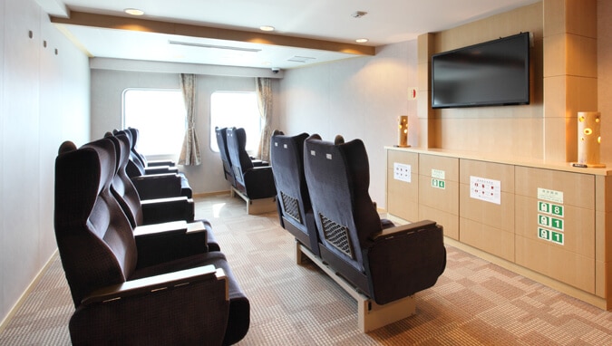 津軽海峡フェリー「大函丸」のファーストシート