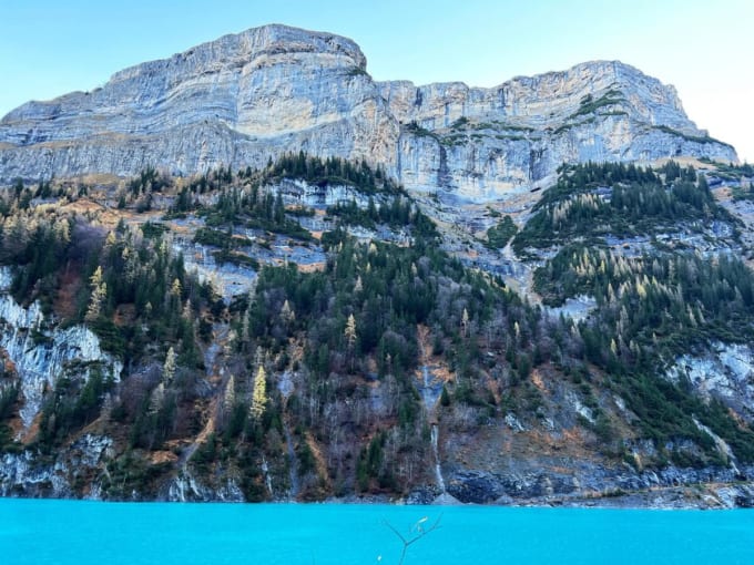 スイスの活発な地殻変動地域サルドナ（世界遺産）