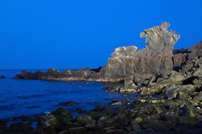 済州島　龍頭岩