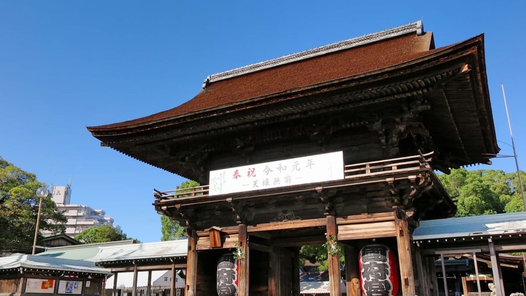 【愛知県】国府宮(尾張大國霊神社)の観光情報｜日本有数の奇祭開催地とは？