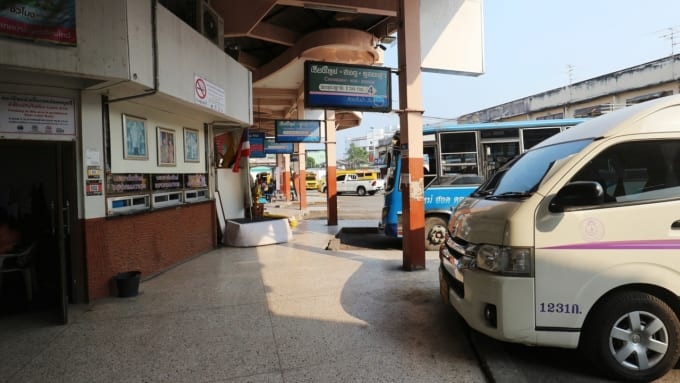 タイ　チェンマイのバスターミナル