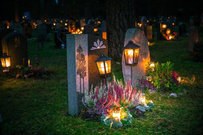 万聖節　スコーグスシュルコゴーデン（スウェーデン世界遺産）