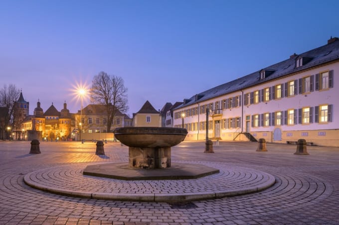 シュパイヤー大聖堂の水盤