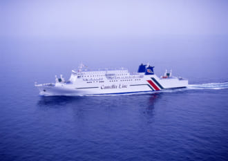 玄界灘を進むニューかめりあ