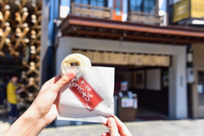 太宰府名物「梅ヶ枝餅」