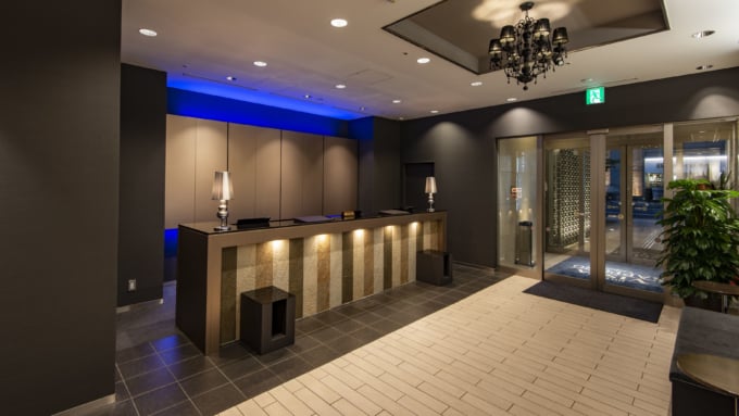 ホテルビスタ札幌［大通］のフロント。