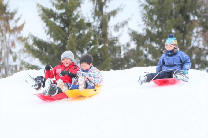 まほら岩手「氷の世界」そり遊び