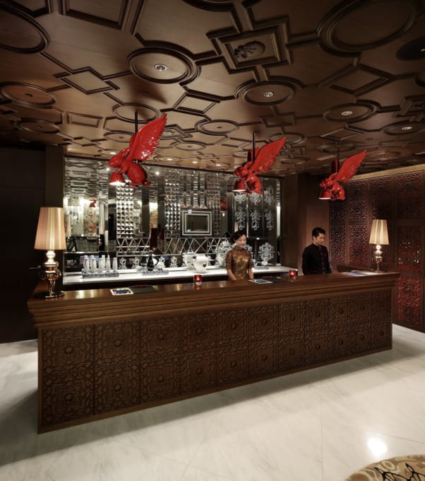 ミラ・ムーンのレストラン