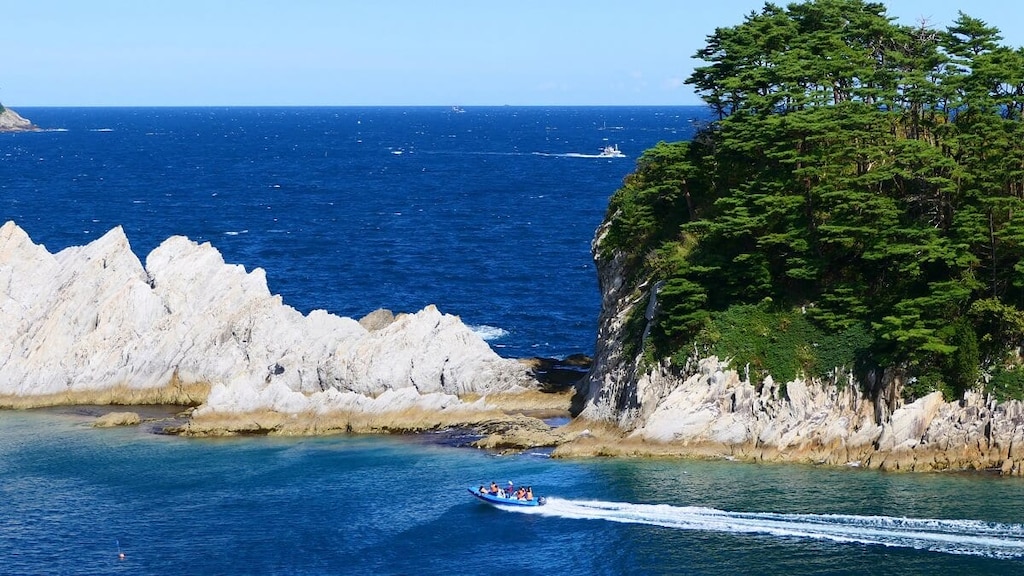 岩手県宮古市のおすすめ観光スポット＆名物グルメ｜三陸の海と歴史の魅力を満喫