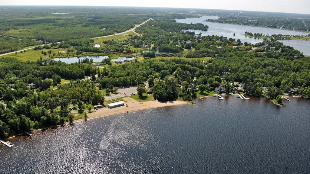 雄大な自然を体感する、ミネソタ州インターナショナルフォールズの観光スポット