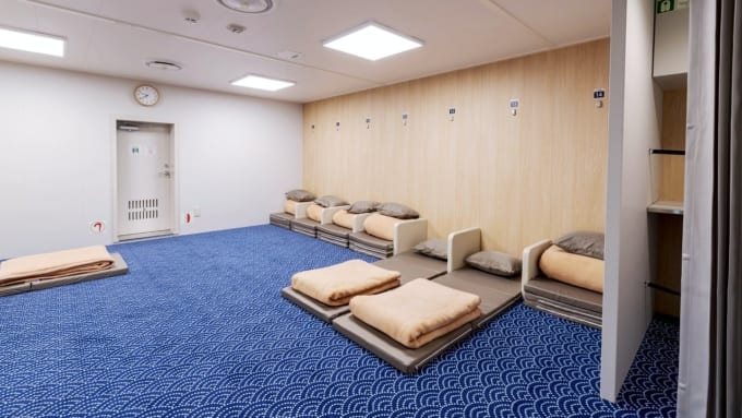 マリックスライン　クイーンコーラルクロスの2等客室（和室）