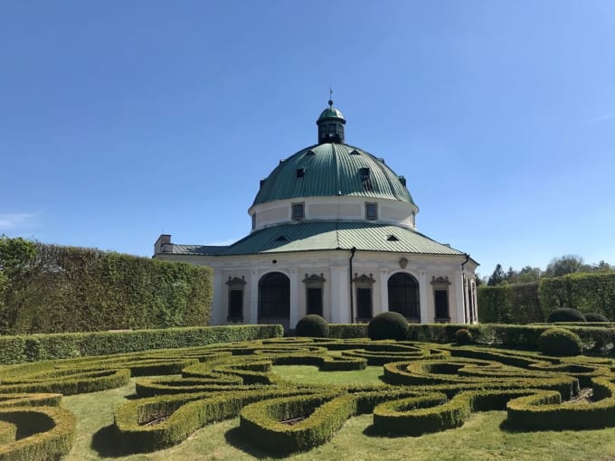 クロムニェジーシュ宮殿