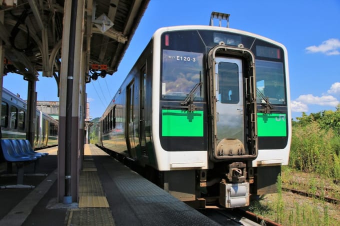 キハE120形（JR只見線：小出駅）