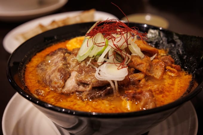 パイカラーメン