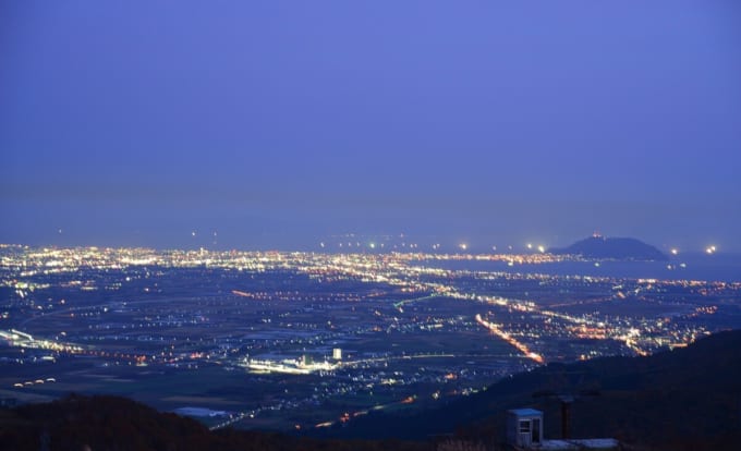函館の裏夜景（きじひき高原パノラマ展望台）