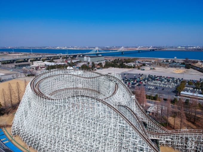 ナガシマスパーランド「ホワイトサイクロン」