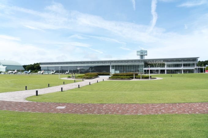 青森県立三沢航空科学館　大空ひろば
