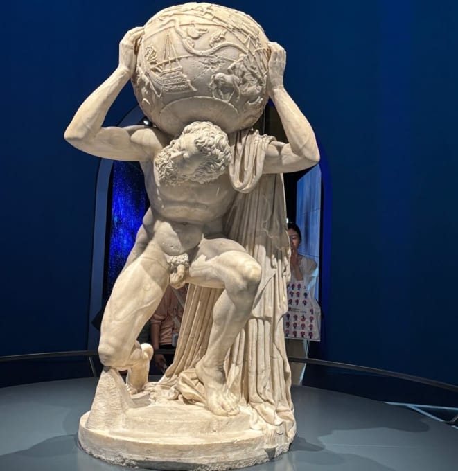 『ファルネーゼのアトラス』大阪・関西万博　イタリアパビリオン